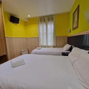 Affittacamere Izar Bat, San Sebastián